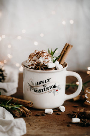 Bencer & Hazelnut - Holly & Mistletoe Mug
