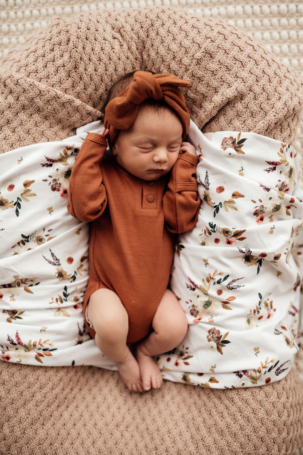 Snuggle Hunny Kids - Long Sleeve Bodysuit - Biscuit