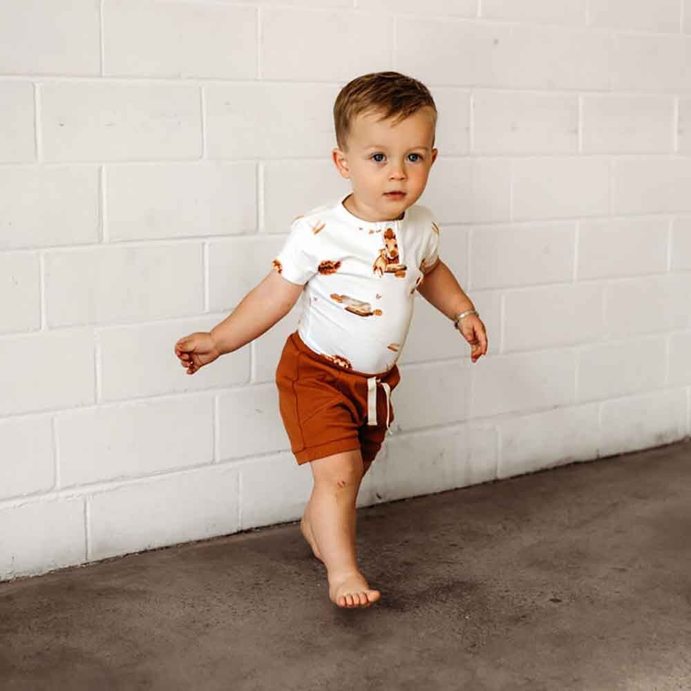 Snuggle Hunny Kids - Lion Short Sleeve Bodysuit