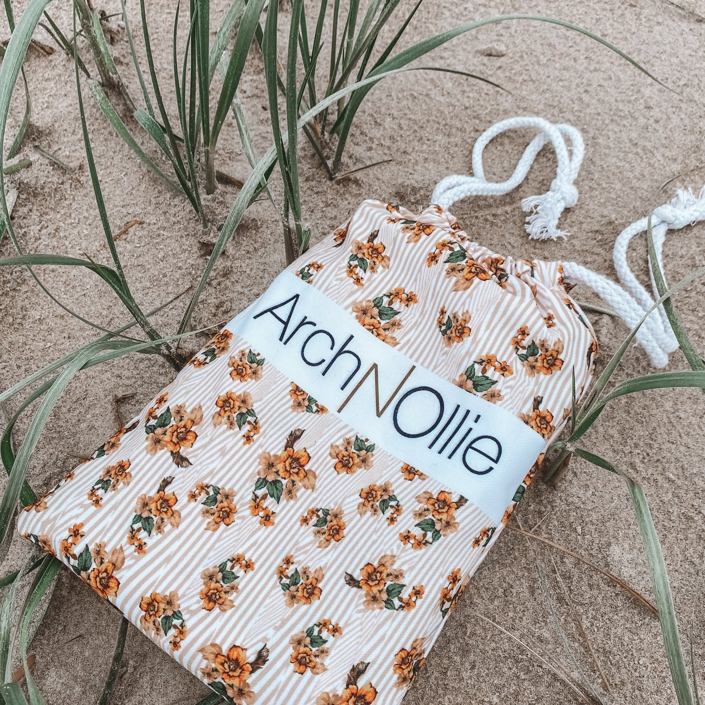 Retro Rose Full-Sized Towel