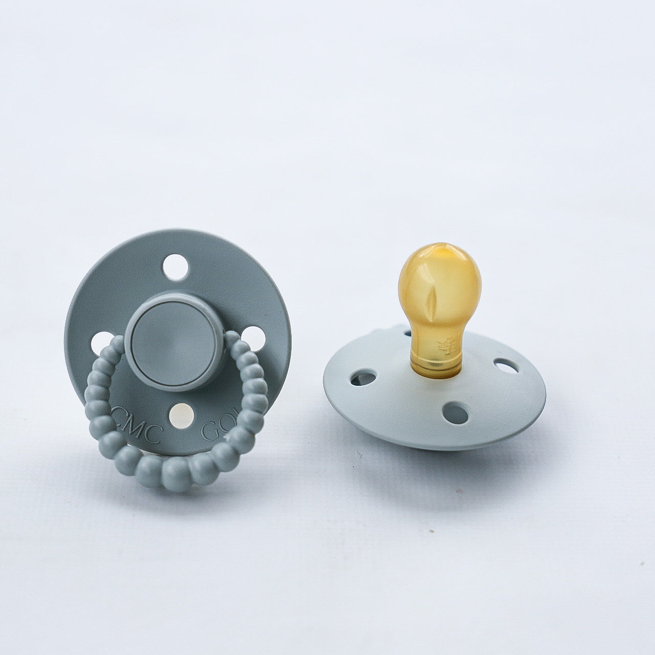 CMC Gold Dummies Bubble Dummies Vented Teat Sage Pack