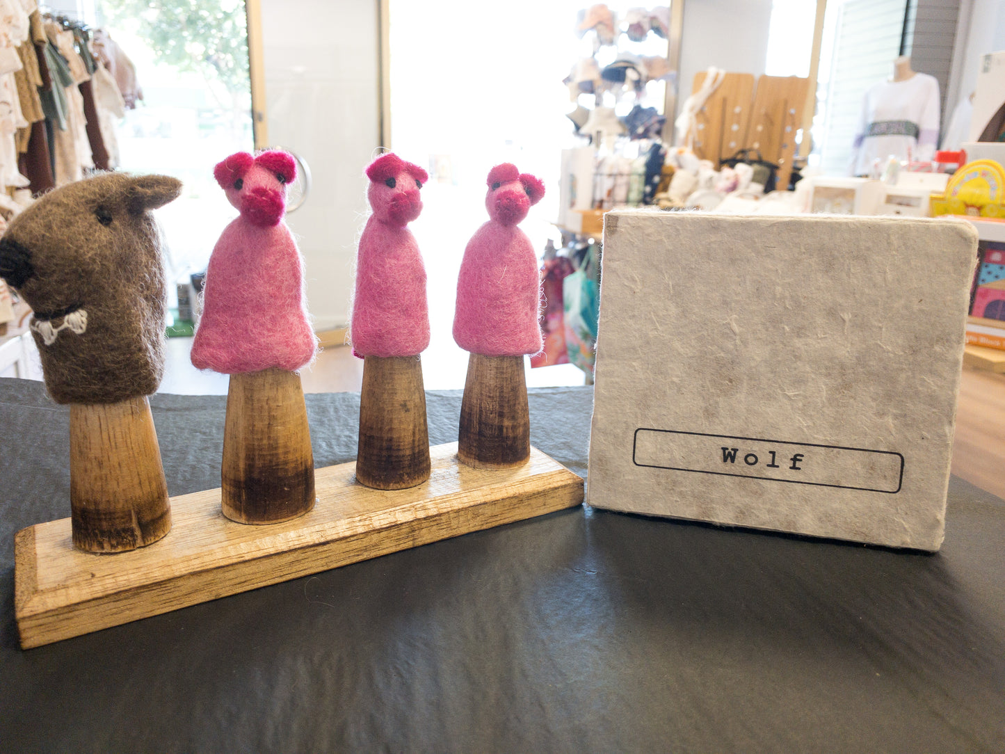 Papoose Toys - Wolf and 3 Pigs - Finger Puppets